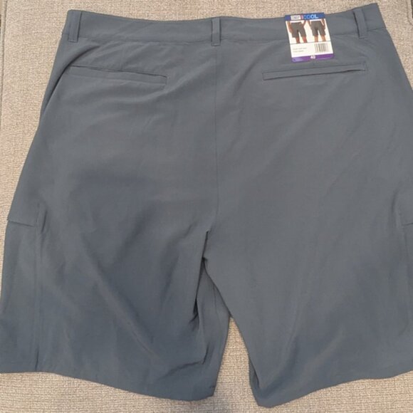 NWT 32 Degrees Cool Mens Lightweight Stretch Tech Cargo Shorts Dark Grey size 40 - Picture 4 of 8